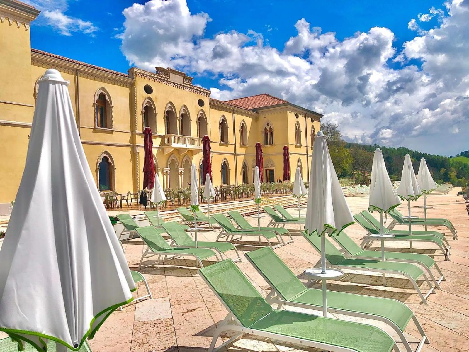 Parc Hotel San Pietro Spiazzi Di Caprino Exterior photo