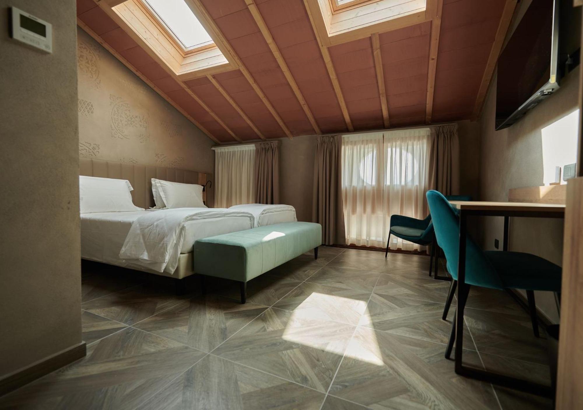 Parc Hotel San Pietro Spiazzi Di Caprino Exterior photo
